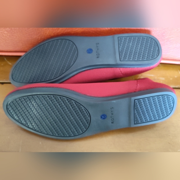 ROTHYS Scooter Red Flats Comfort Ballet Shoes Round Toe Women's Size 9,Blue Trim - Picture 2 of 5